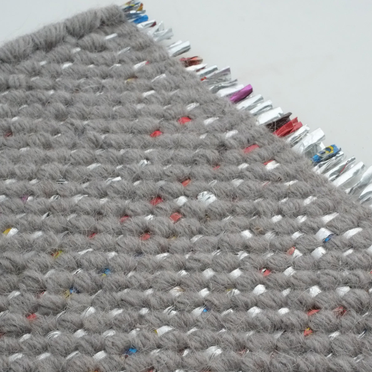 Candy Wrapper Rug_Classic_light gray